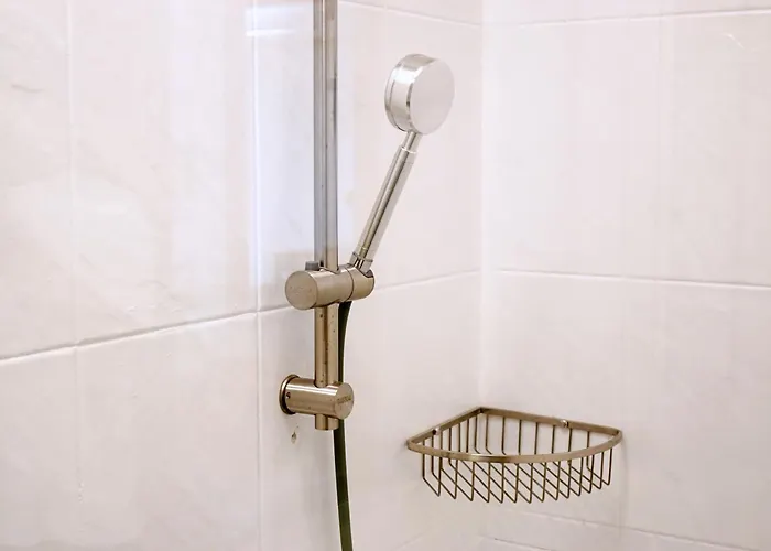 Mint Chacha - 1 Min Walk To Hongdae Station - Free Luggage Storage Apartment *