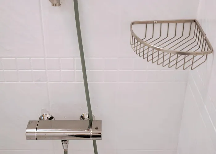 Mint Chacha - 1 Min Walk To Hongdae Station - Free Luggage Storage * Seoul
